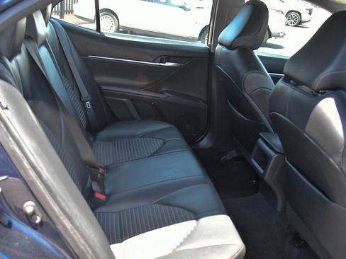 Used 2022 Toyota Camry SE FWD image 37