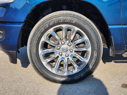 Used 2023 RAM 1500 Laramie AWD/4WD image 10