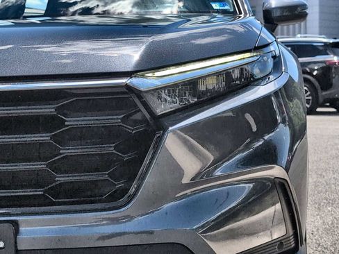 Used 2023 Honda CR-V EX-L image 11