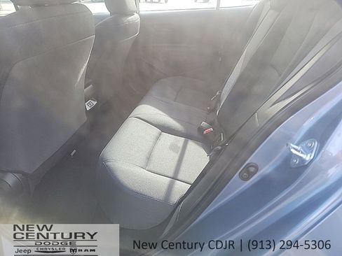 Used 2025 Toyota Corolla LE image 14