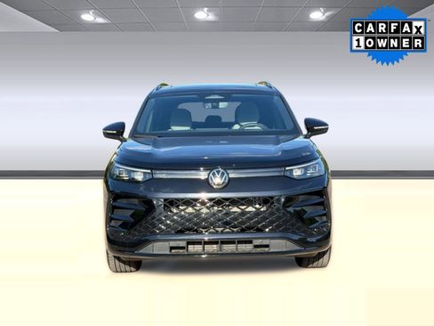 Used 2026 Volkswagen Tiguan SE R-Line FWD image 6