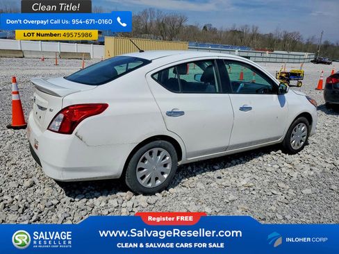 Used 2018 Nissan Versa SV FWD image 4
