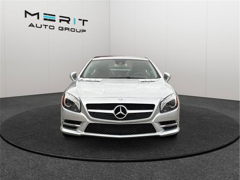 Used 2015 Mercedes-Benz SL 550 image 3