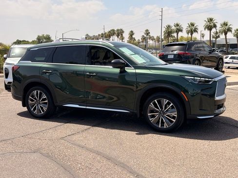 Certified 2026 INFINITI QX60 Luxe w/ Family Package FWD image 6