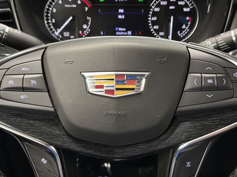 Used 2023 Cadillac XT5 Premium Luxury AWD/4WD image 16