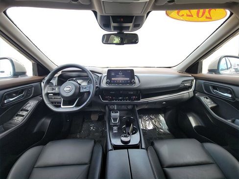 Used 2023 Nissan Rogue SL image 21