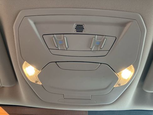 Used 2017 Ford Escape SE w/ Equipment Group 201A image 23