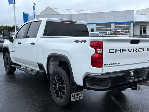 Used 2025 Chevrolet Silverado 2500 Custom w/ Custom Convenience Package image 7