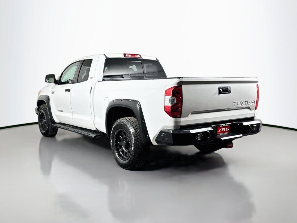 Used 2015 Toyota Tundra SR5 w/ TRD Off Road Package AWD/4WD image 3