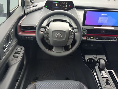 New 2026 Toyota Prius Plug-In Hybrid FWD image 24
