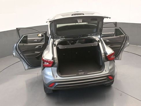 Used 2024 Chevrolet Trax RS w/ Sunroof Package image 70