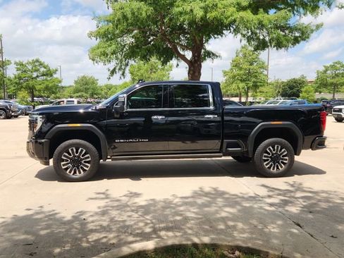 Used 2024 GMC Sierra 2500 Denali Ultimate w/ Max Trailering Package AWD/4WD image 4