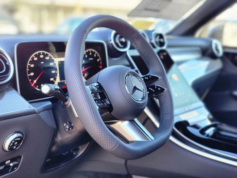 New 2026 Mercedes-Benz GLC 300 4MATIC image 16
