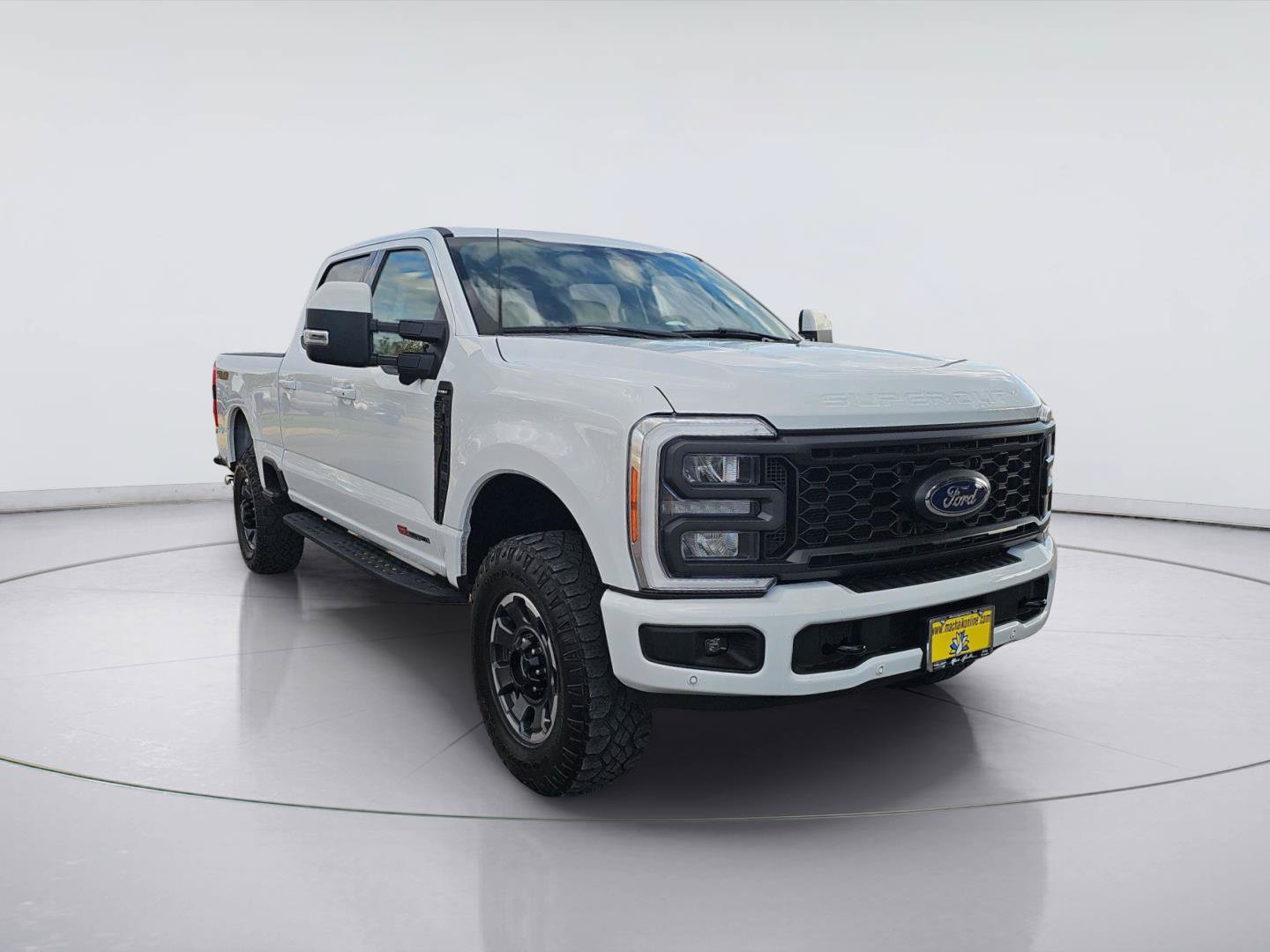 Used 2023 Ford F250 Lariat w/ Lariat Ultimate Package AWD/4WD image 7