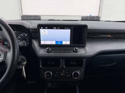 Used 2023 Ford Maverick XL image 17