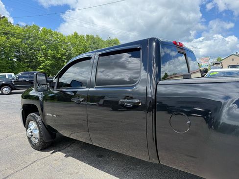 Used 2010 Chevrolet Silverado 3500 LTZ w/ LTZ Plus Package AWD/4WD image 9