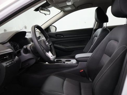 New 2026 Nissan Altima 2.5 SV AWD/4WD image 12