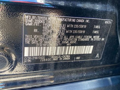 Used 2021 Toyota RAV4 XLE Premium FWD image 19