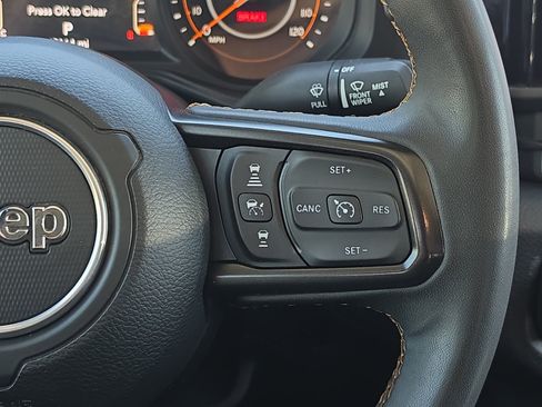 Used 2024 Jeep Gladiator Sport AWD/4WD image 21
