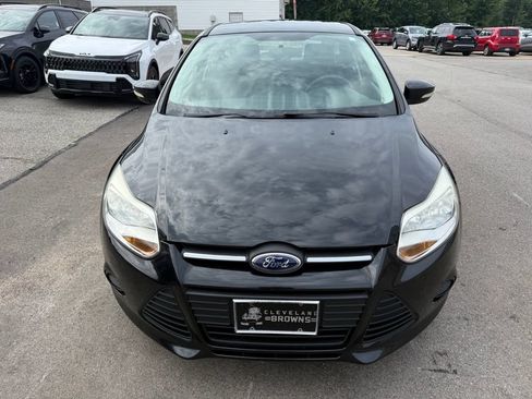 Used 2014 Ford Focus SE FWD image 2
