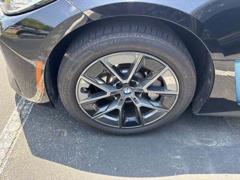 Used 2023 BMW i4 eDrive35 RWD image 27