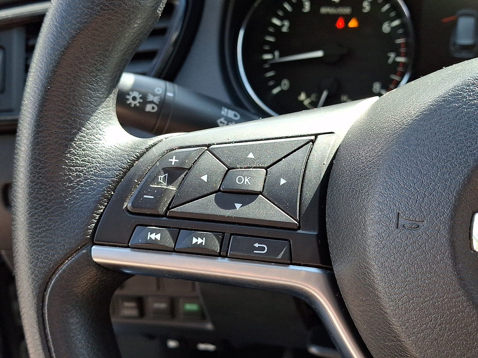Certified 2017 Nissan Rogue S AWD/4WD image 23