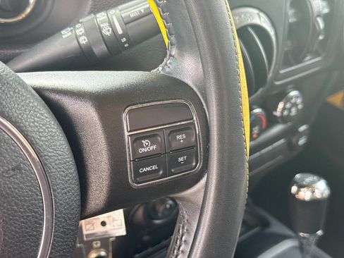 Used 2015 Jeep Wrangler Unlimited Sport w/ Quick Order Package 24S AWD/4WD image 32