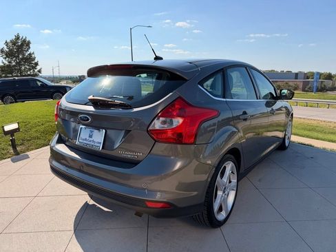 Used 2012 Ford Focus Titanium FWD image 5