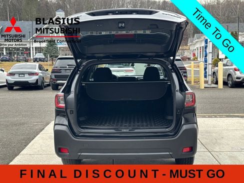 Used 2023 Subaru Outback Premium AWD/4WD image 33