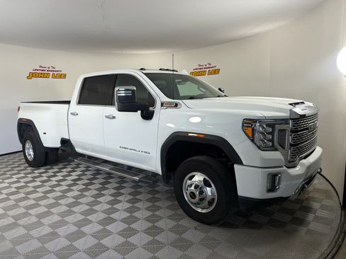 Used 2020 GMC Sierra 3500 Denali w/ Denali Ultimate Package AWD/4WD image 8