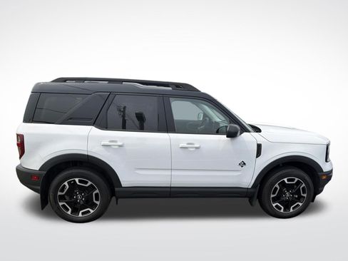 Certified 2023 Ford Bronco Sport Outer Banks AWD/4WD image 4