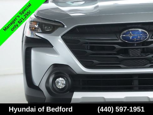 Used 2024 Subaru Outback Premium AWD/4WD image 6