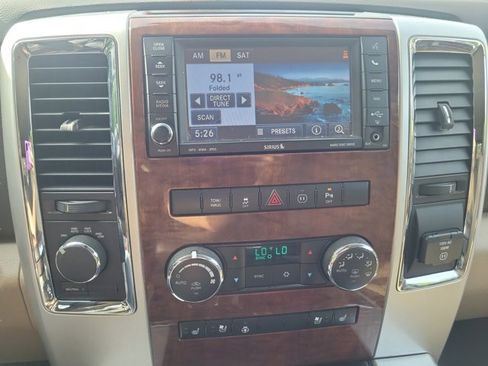 Used 2011 RAM 1500 Laramie AWD/4WD image 30