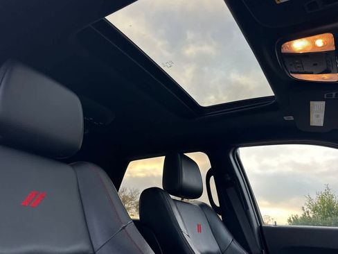 Used 2024 Dodge Durango GT image 18