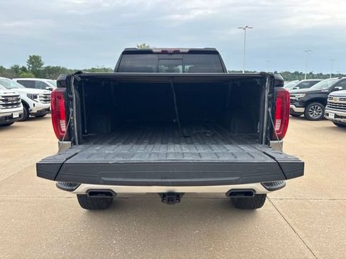 Used 2021 GMC Sierra 1500 AT4 w/ AT4 Premium Package AWD/4WD image 5