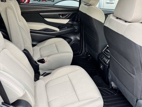 Used 2020 Subaru Ascent Premium w/ Convenience Package AWD/4WD image 10