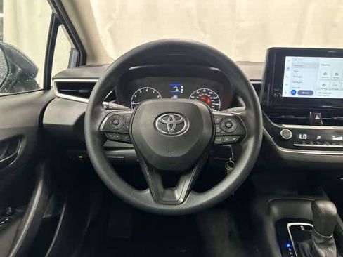 Used 2024 Toyota Corolla LE FWD image 15