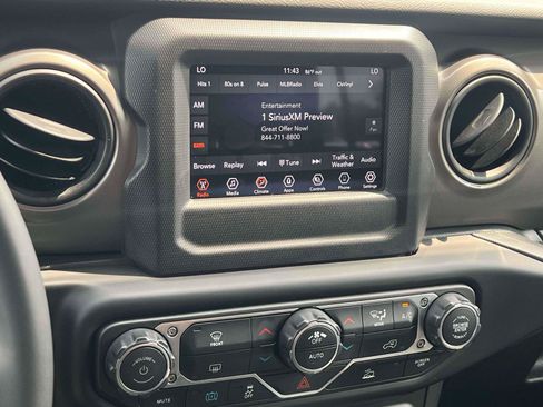 Used 2023 Jeep Wrangler Unlimited AWD/4WD image 11