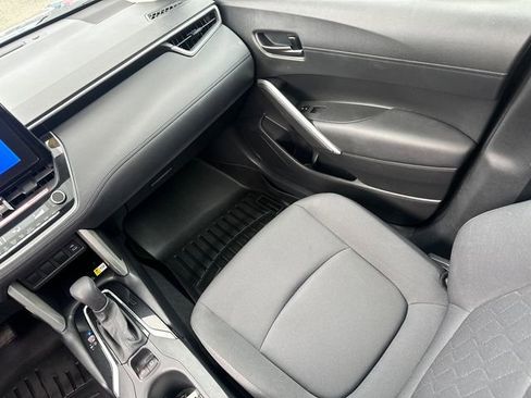 Certified 2023 Toyota Corolla Cross LE w/ Moonroof Package image 24