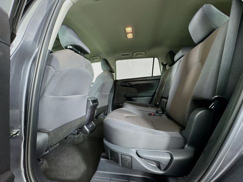 Certified 2025 Toyota Highlander LE AWD/4WD image 22