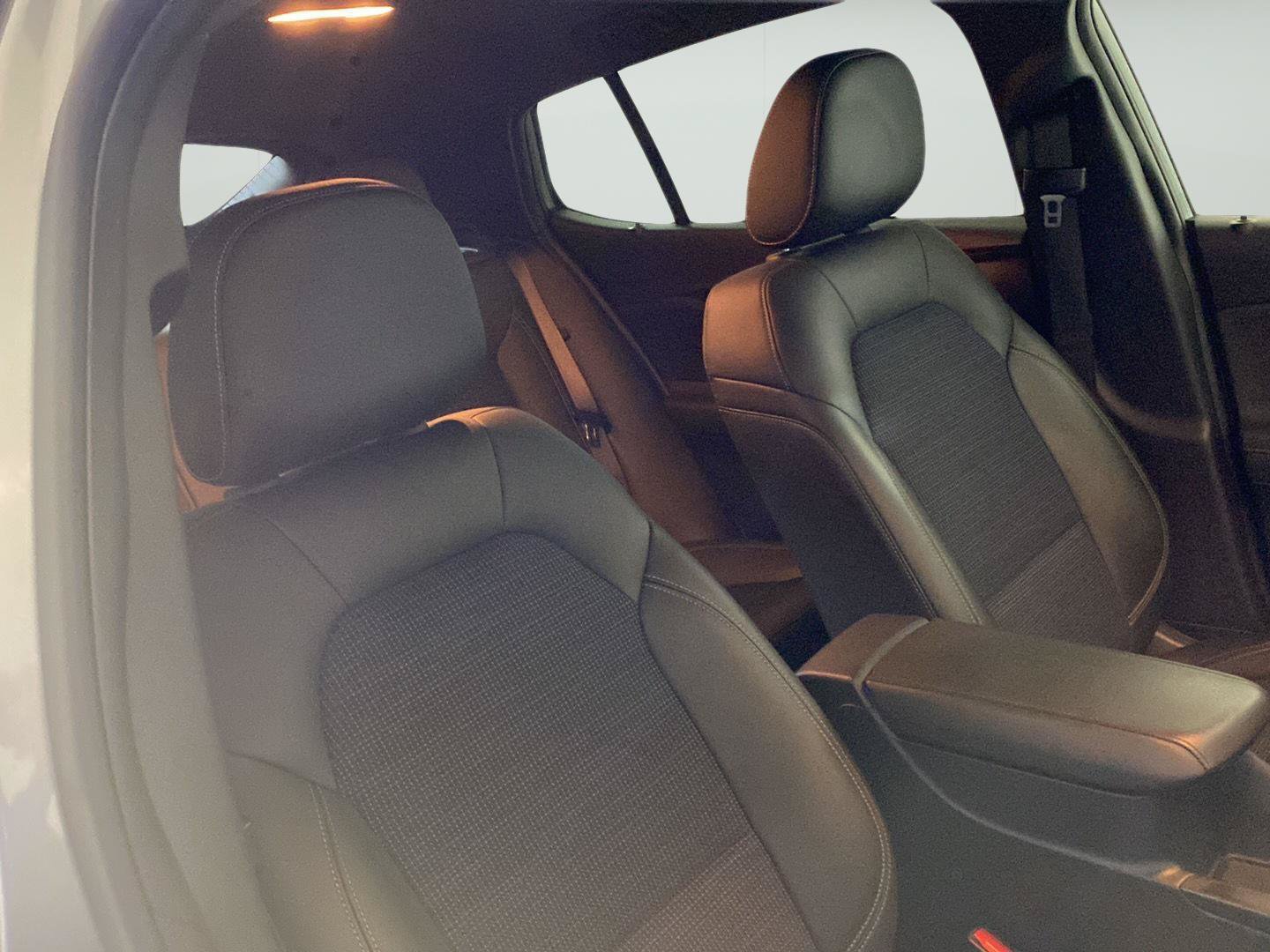 Certified 2024 Buick Envista Sport Touring w/ Convenience I Package FWD image 29