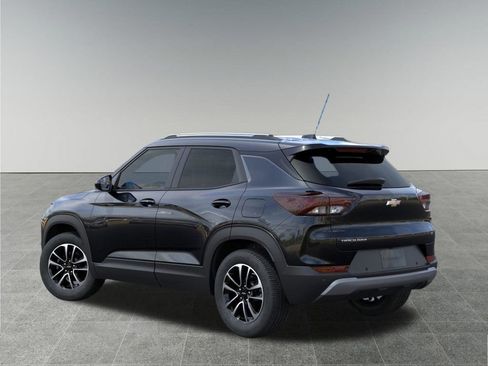 New 2026 Chevrolet TrailBlazer LT w/ Convenience Package FWD image 3