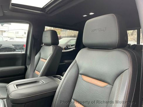 Used 2019 GMC Sierra 1500 AT4 image 11