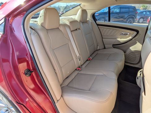 Used 2013 Ford Taurus Limited image 31