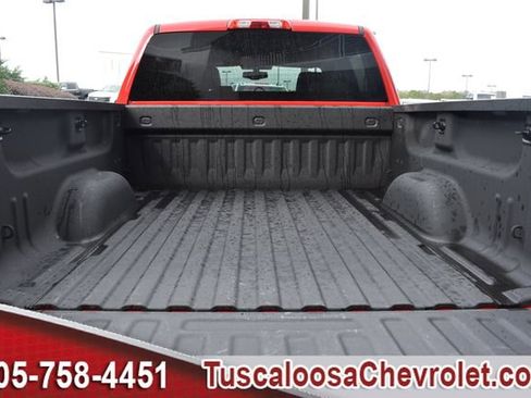 Used 2018 GMC Sierra 1500 SLT w/ Suspension Package, Off-Road image 9