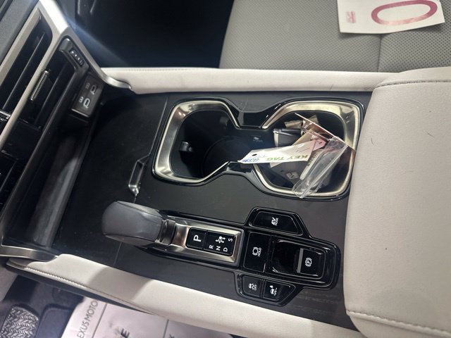 Used 2025 Lexus RX 350h w/ Convenience Package AWD/4WD image 23