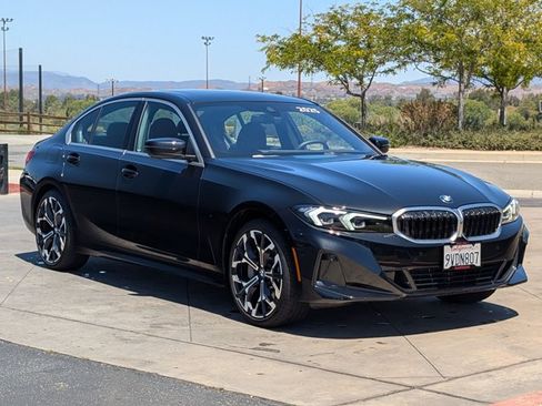 Certified 2025 BMW 330i Sedan w/ Premium Package RWD image 3