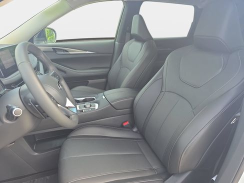 Certified 2026 INFINITI QX60 Pure w/ Cargo Package AWD/4WD image 15