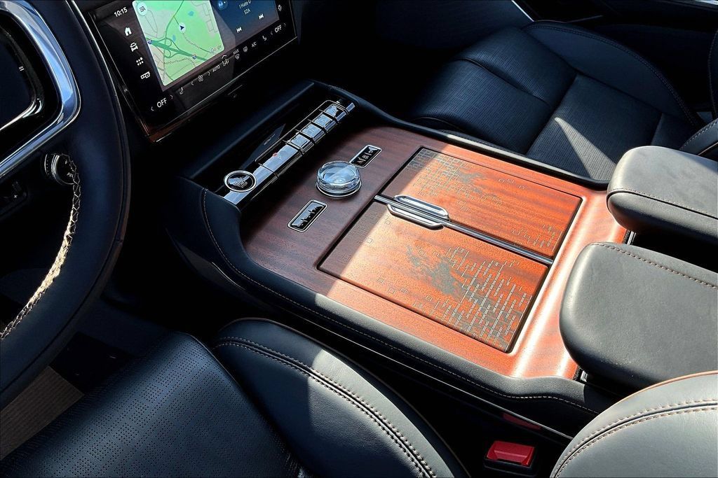 New 2025 Lincoln Navigator Black Label AWD/4WD image 8