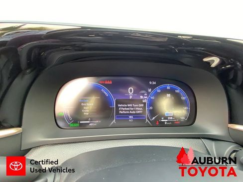 Certified 2026 Toyota Crown Signia AWD/4WD image 40